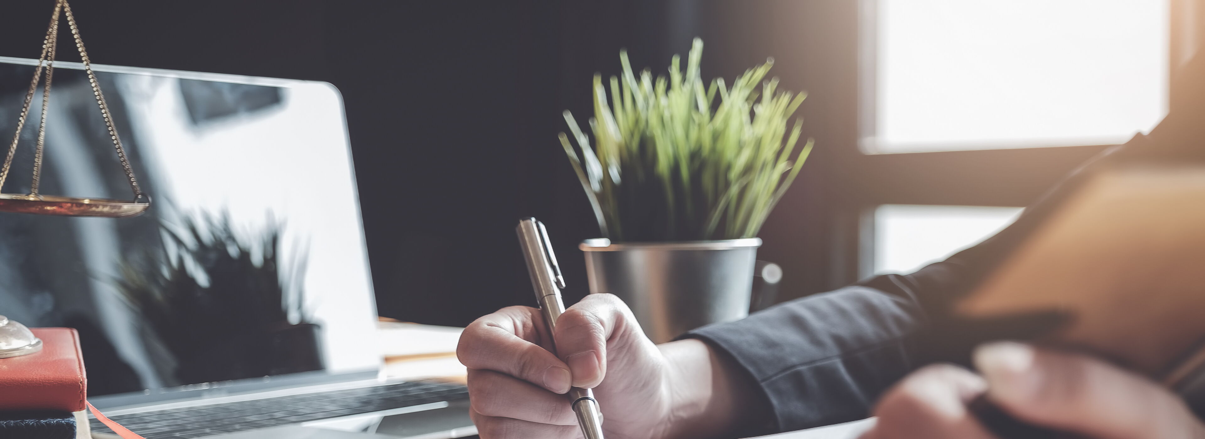 Photo by Jirapong Manustrong (https://www.vecteezy.com/members/mbp-teerapat281143)