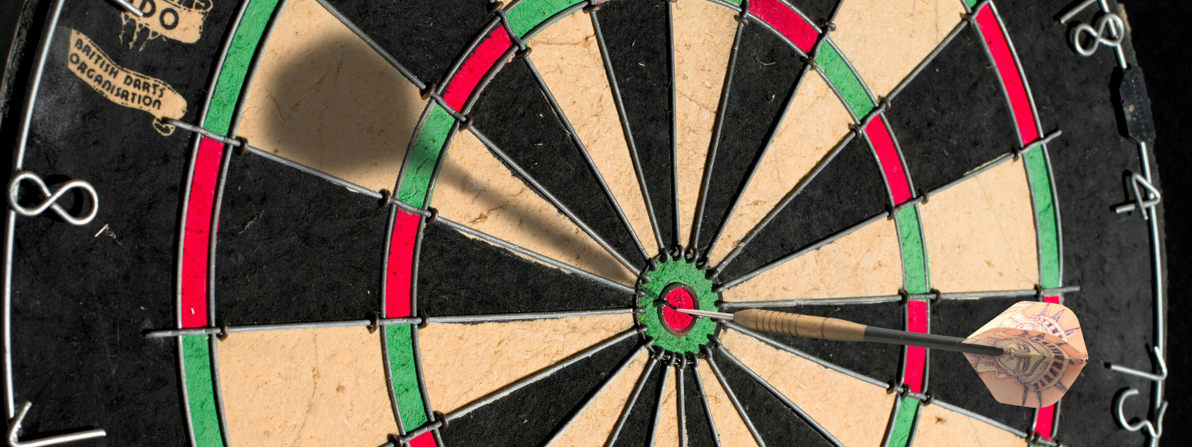 Photo by Immo Wegmann (https://unsplash.com/@tinkerman)